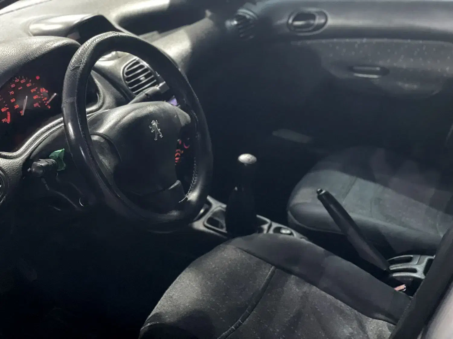 ۲۰۶ عروسک|خودرو سواری و وانت|صومعه‌سرا, |دیوار