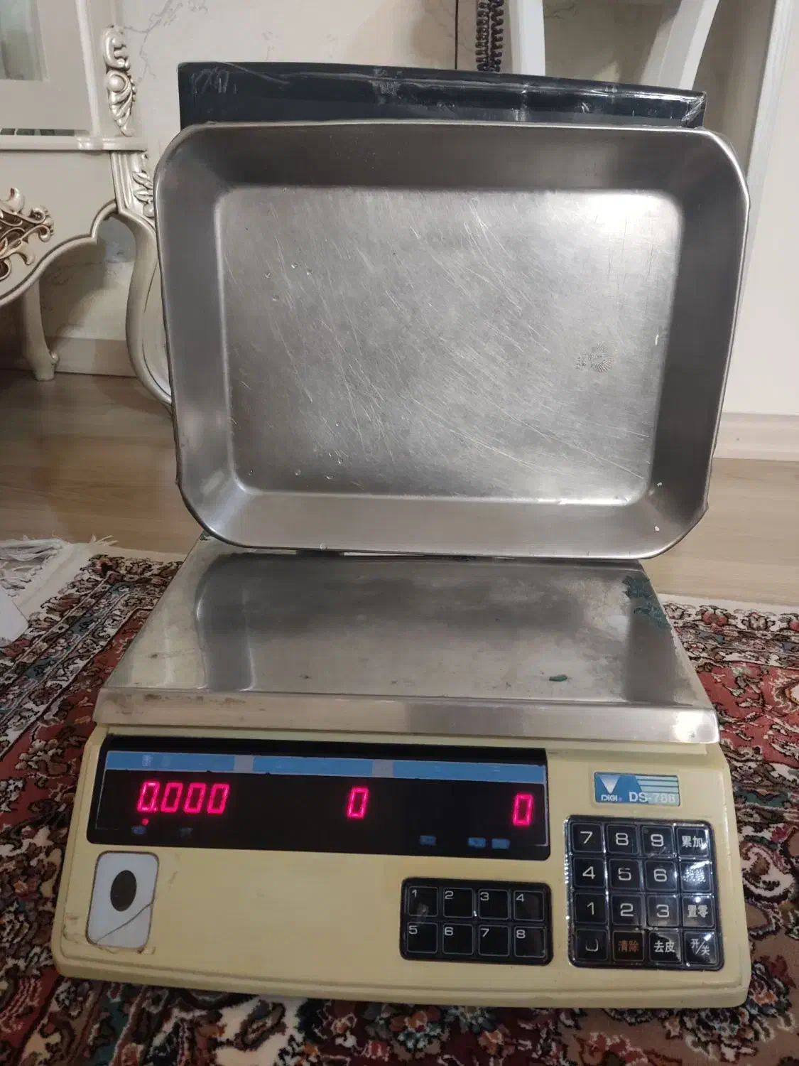 ترازو  اصل ژاپن|سایر لوازم برقی|اردبیل, |دیوار