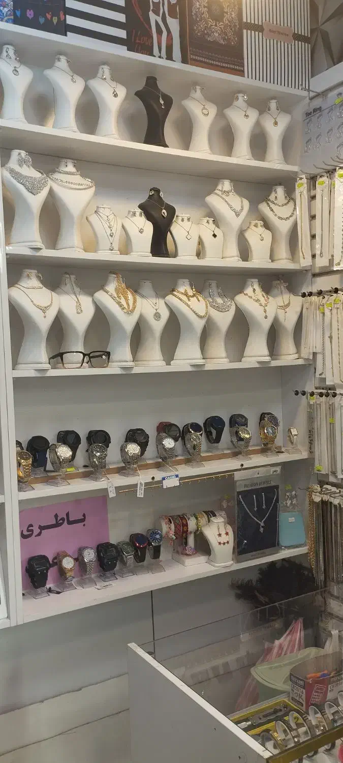 بدلیجات ساعت عینک اکسسوری جواهرات زیورآلات مانکن|فروشگاه و مغازه|کرج, عظیمیه|دیوار