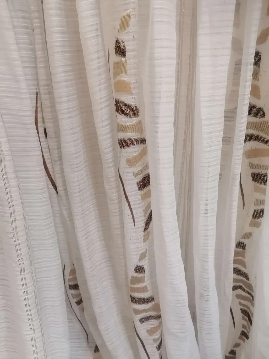 پرده حریر سالم همراه زیر پرده|پرده، رانر، رومیزی|مشهد, حجاب (شهرک غرب)|دیوار