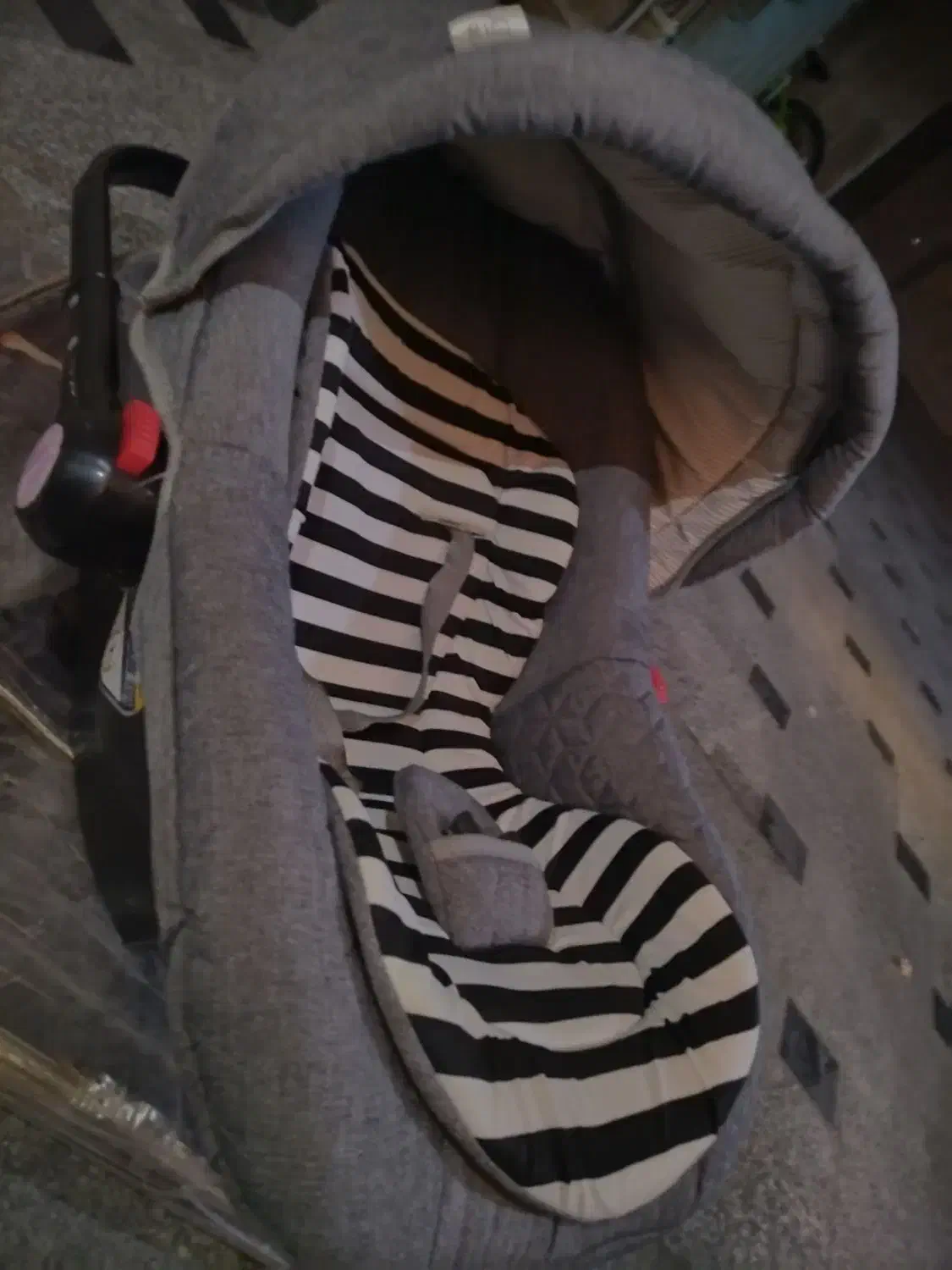 کریر|اسباب و اثاث بچه|تهران, سبلان (لشگر)|دیوار