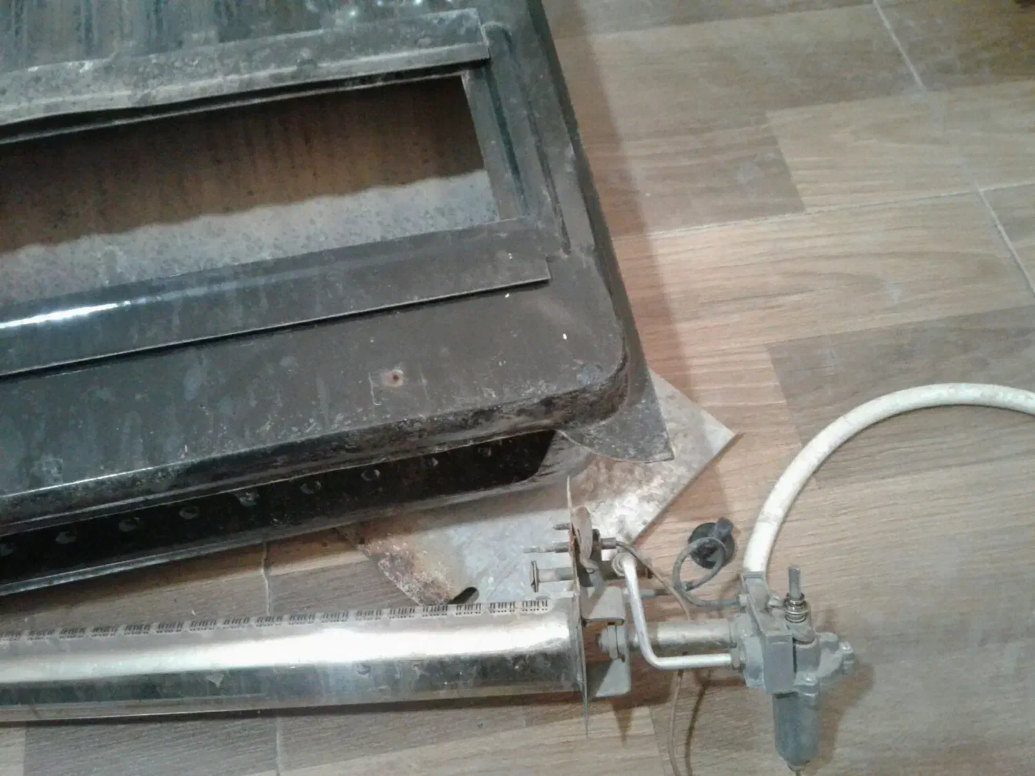 تعمیر بخاری گازی -آبگرمکن دیواری -اجاق گاز|خدمات پیشه و مهارت|سقز, |دیوار