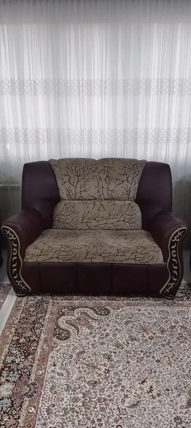 مبل ۷ نفره با میز و ۴ عدد عسلی|مبلمان خانگی و میز عسلی|همدان, |دیوار