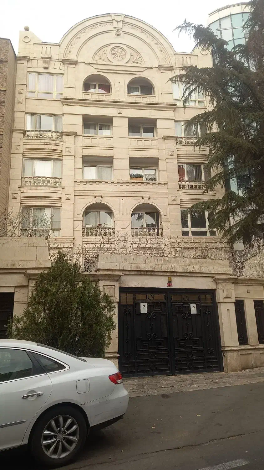 اجاره آپارتمان ۱۴۳ متر پنجم شرقی شهرک لاله/سوهانک