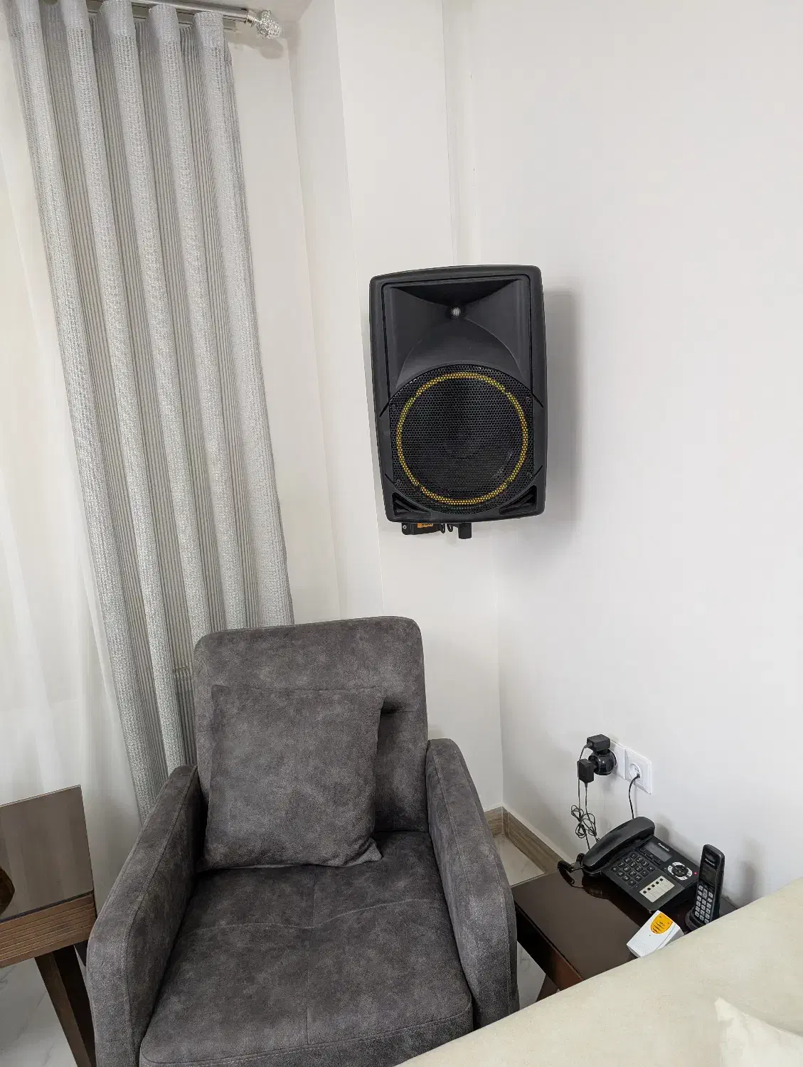 یک اسپیکر اکتیو و پسیو|سیستم صوتی خانگی|ارومیه, |دیوار