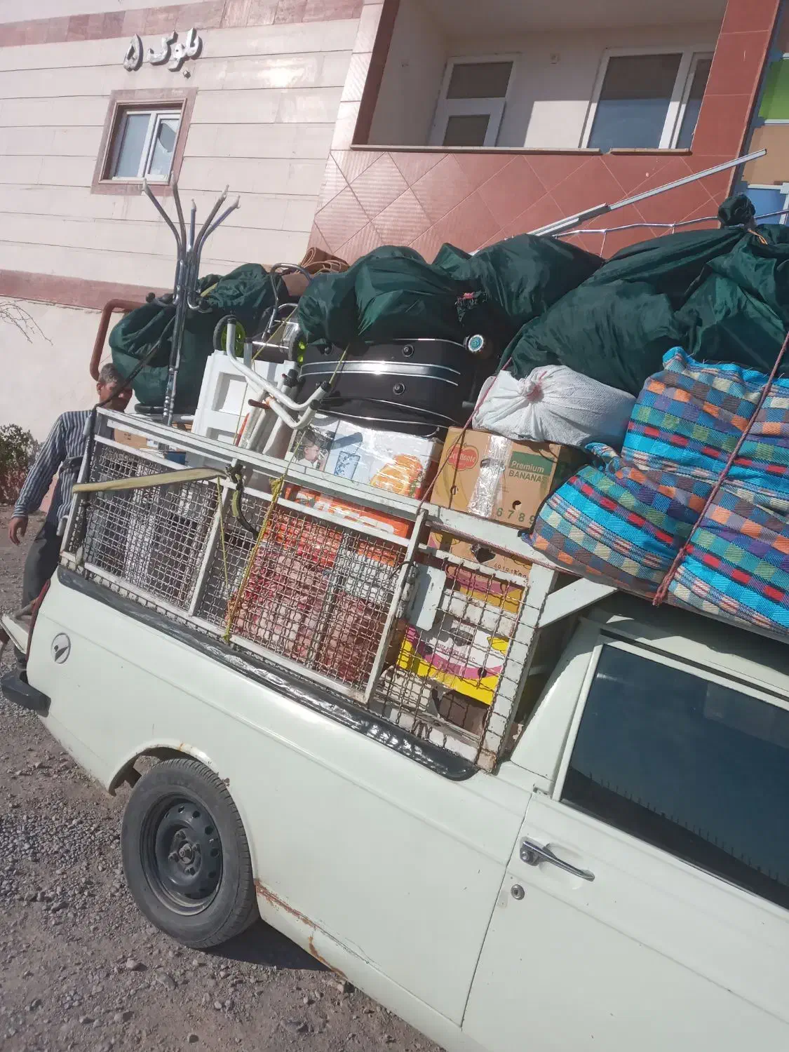 باربری آیدین باروانت بار نیسان بارکامیون کارگرخالی|خدمات حمل و نقل|بجنورد, |دیوار