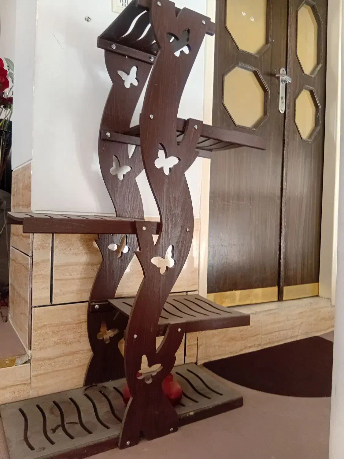 استند گل طبیعی درحدنو|گل و گیاه طبیعی|فسا, |دیوار