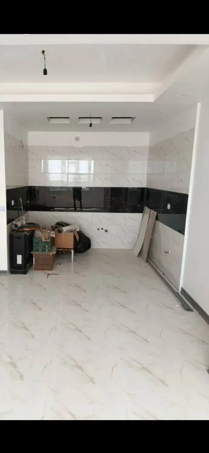 68 متر واحد سند دار نو ساز کلید نخورده خام|فروش آپارتمان|فردوسیه, |دیوار