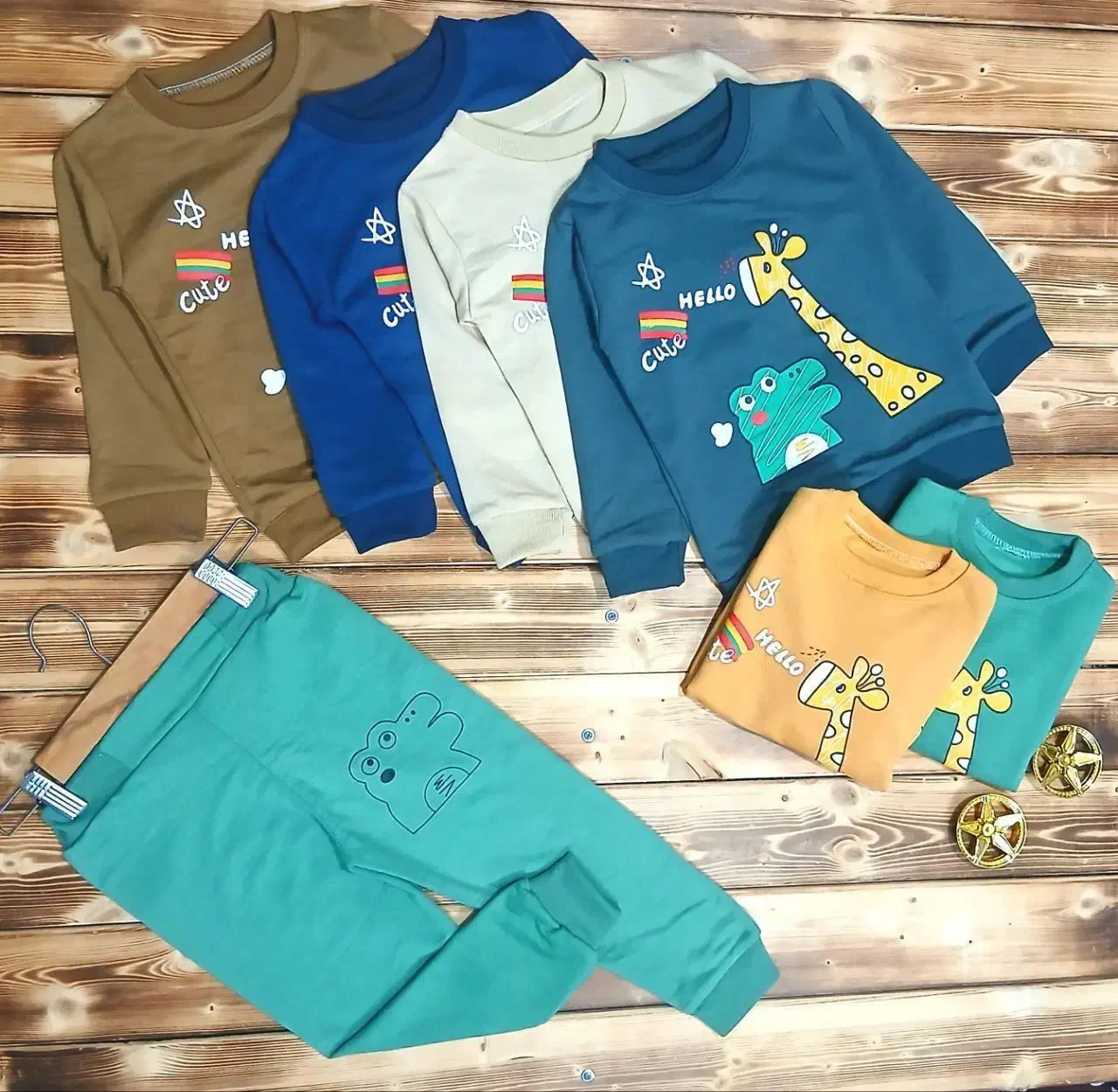 بلوز شلوار کودک و نوجوان|کفش و لباس بچه|زنجان, |دیوار