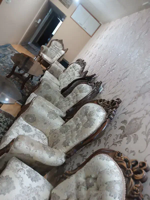 مبلمان ۹نفره و بهمراه میز ناهارخوری ۶نفره چوبی|مبلمان خانگی و میز عسلی|مشهد, شهید آوینی|دیوار
