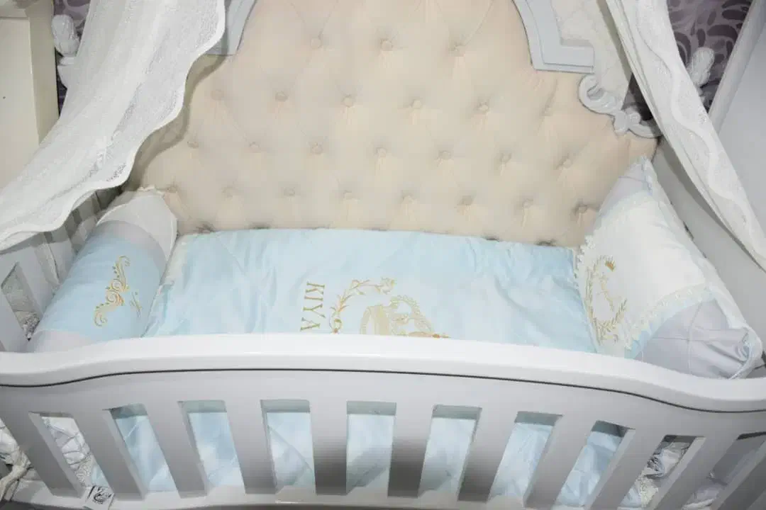 تخت مدل کاناپه ای مناسب دختر و پسر|تخت و صندلی بچه|خاوران, |دیوار