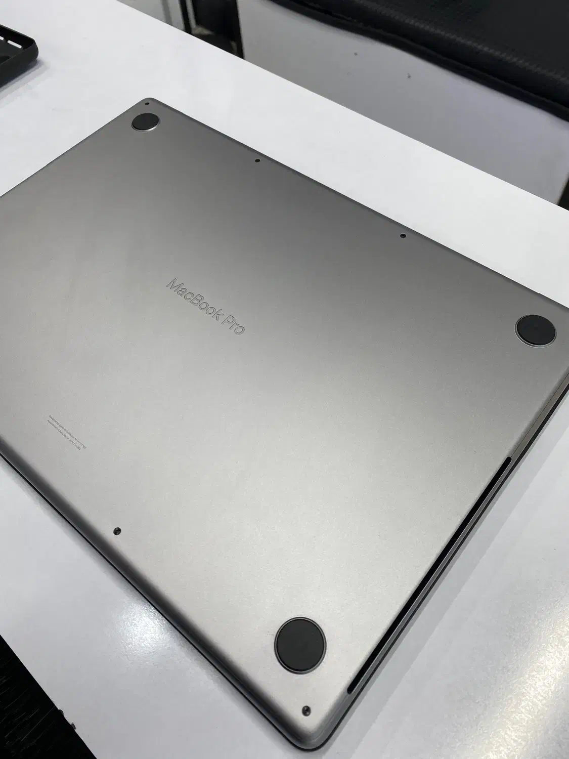 MacBook M2max بسیار تمیز بدون کوچیک ترین خط و خش|رایانه همراه|کرج, عظیمیه|دیوار