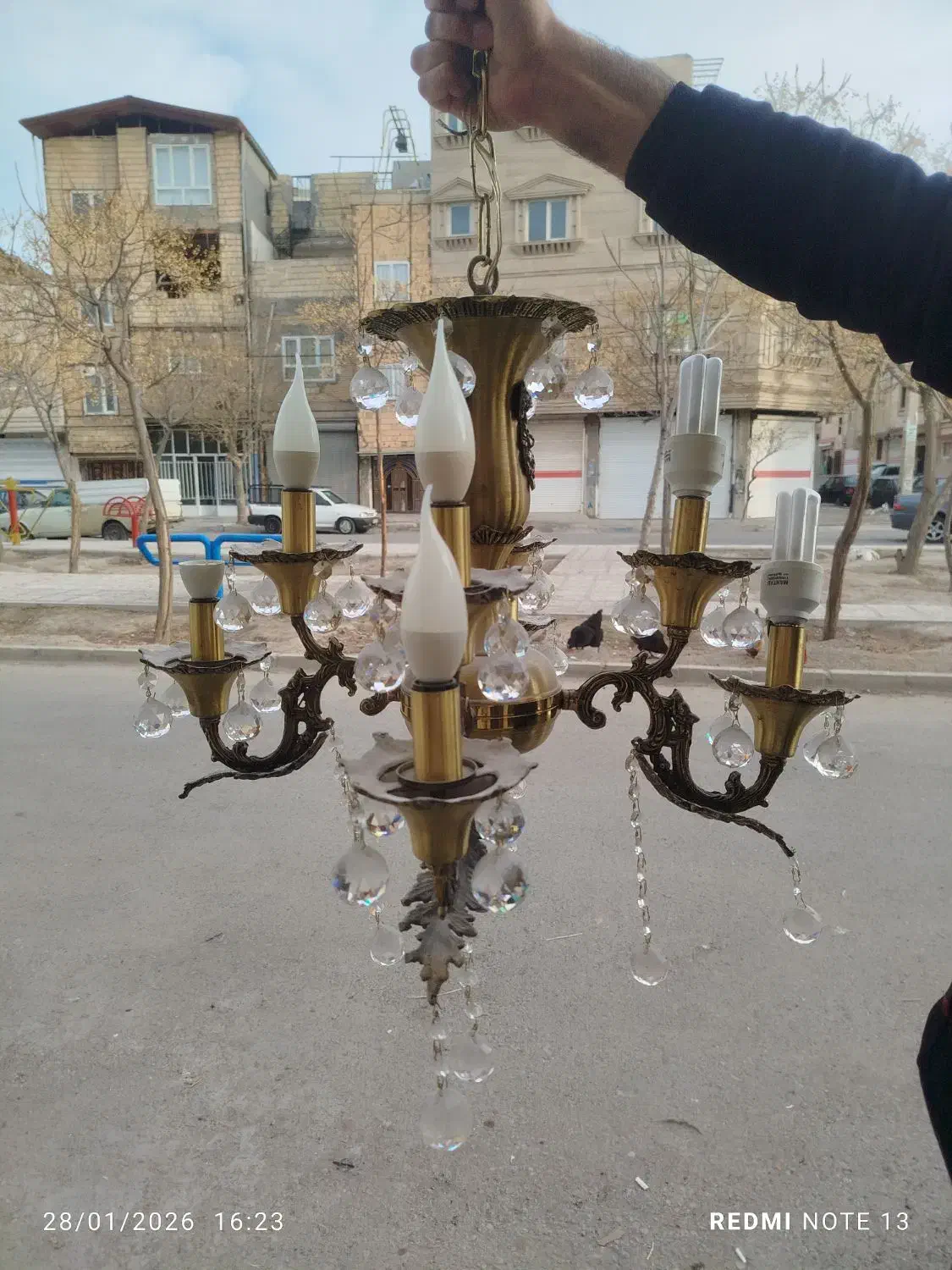 لوستر برنجی|لوستر و چراغ آویز|رباط‌کریم, الارد|دیوار