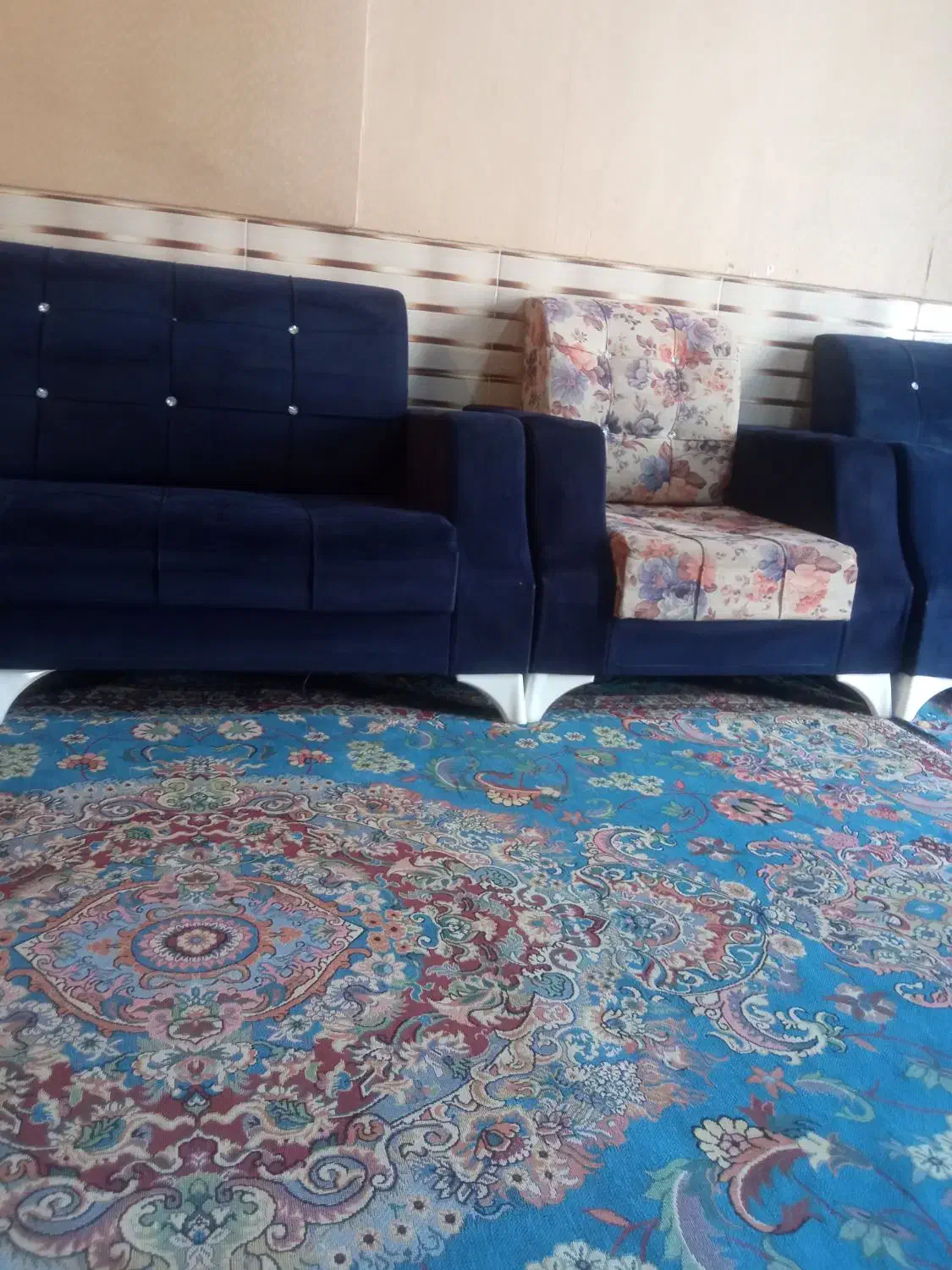 مبل معاوضه با پشتی|مبلمان خانگی و میز عسلی|شیراز, مسلم|دیوار