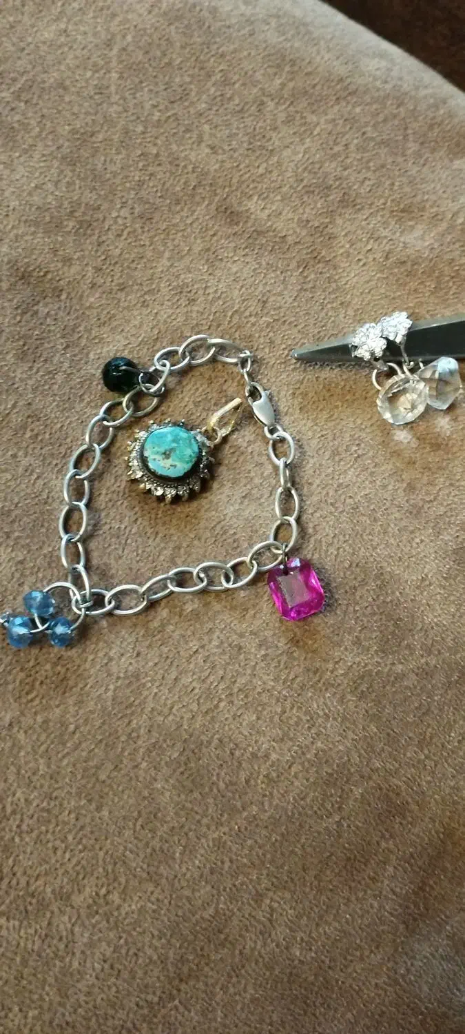 نقره|جواهرات|رشت, پستک|دیوار