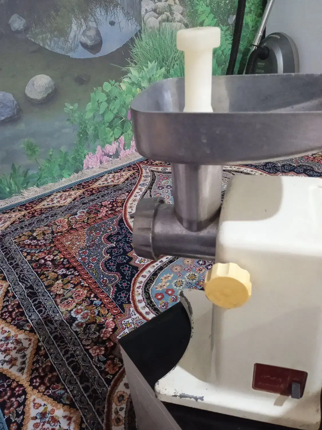 چرخ گوشت پارس خزر مدل ۵۰۰۰.  قیمت ۲۲۰۰۰۰۰|خردکن، آسیاب، غذاساز|رباط‌کریم, نصیرشهر|دیوار