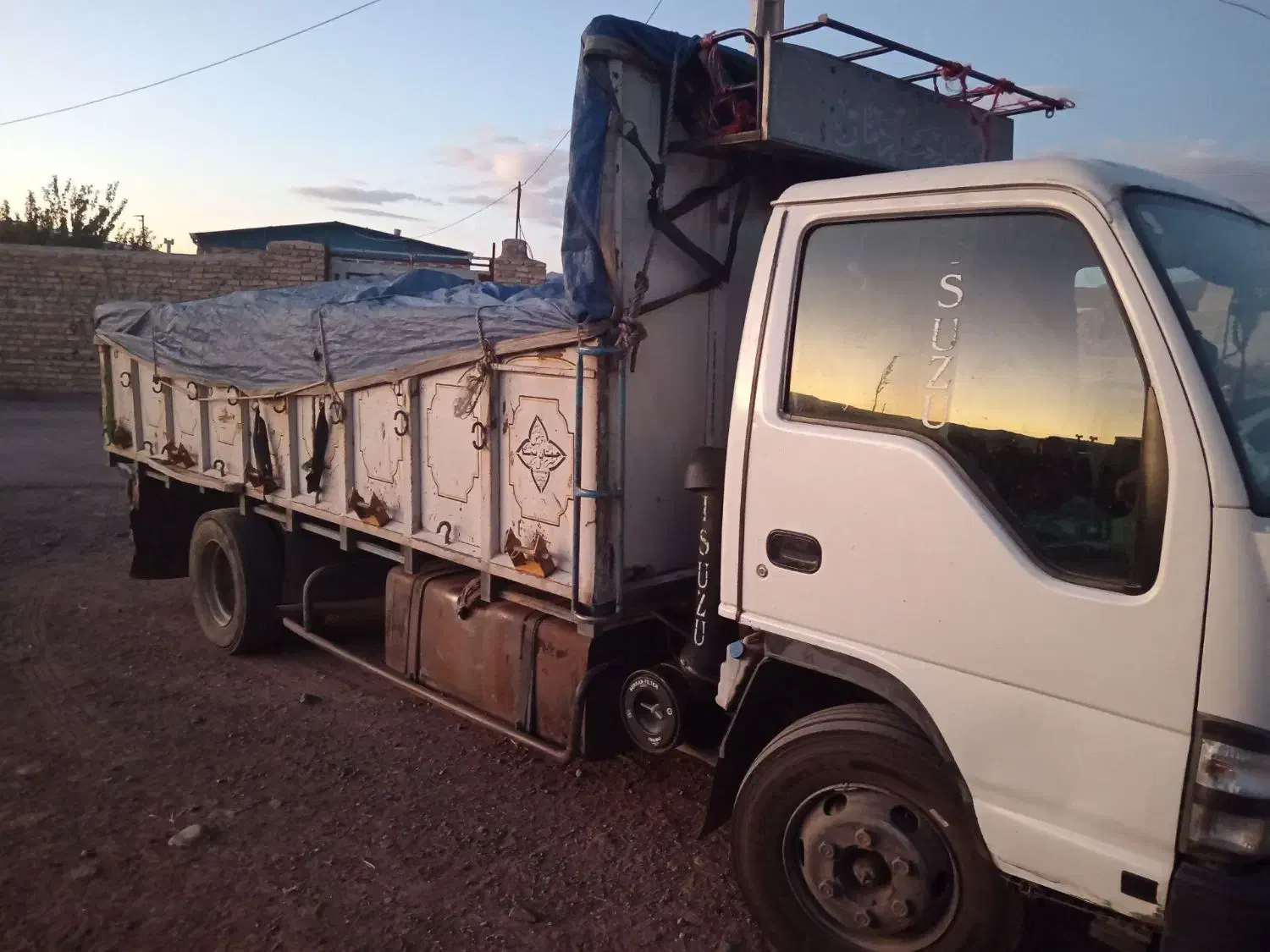 ایسوزو مدل ۸۹ نیمه دوم ۸ تن ای بی اس|خودرو سنگین|کرمان, |دیوار