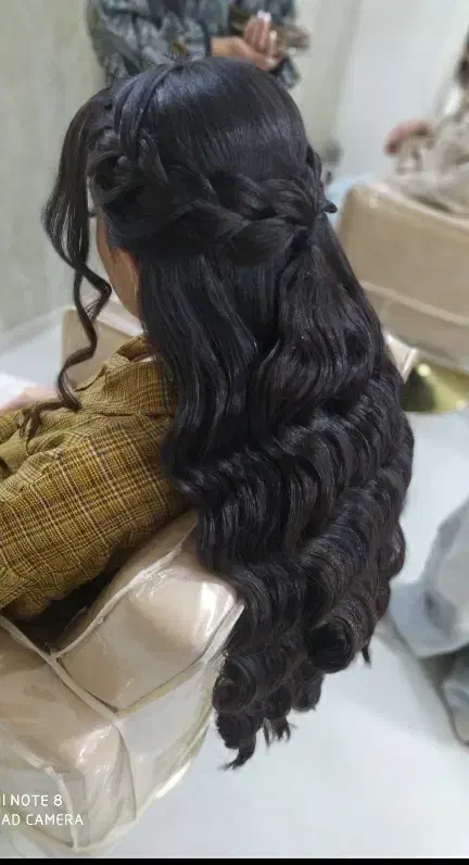 میکاپ شنیون ،رنگ ولایت وبافت با قیمت های استثنایی|خدمات آرایشگری و زیبایی|ابهر, |دیوار