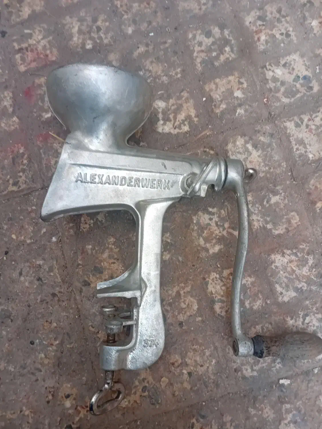 آبغوره گیری دستی|خردکن، آسیاب، غذاساز|اصفهان, باتون|دیوار