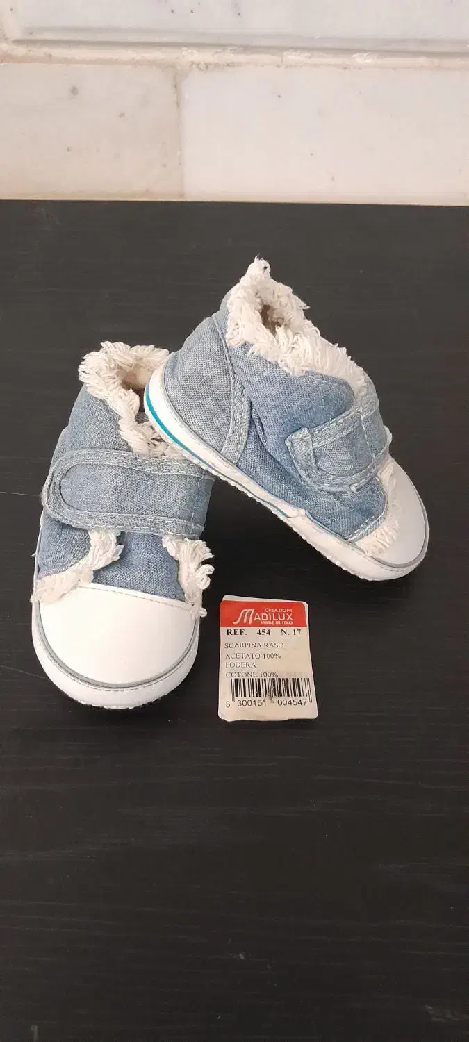 کفش نوازدی برند فقط سه بار پاش کردیم|کفش و لباس بچه|اردبیل, |دیوار