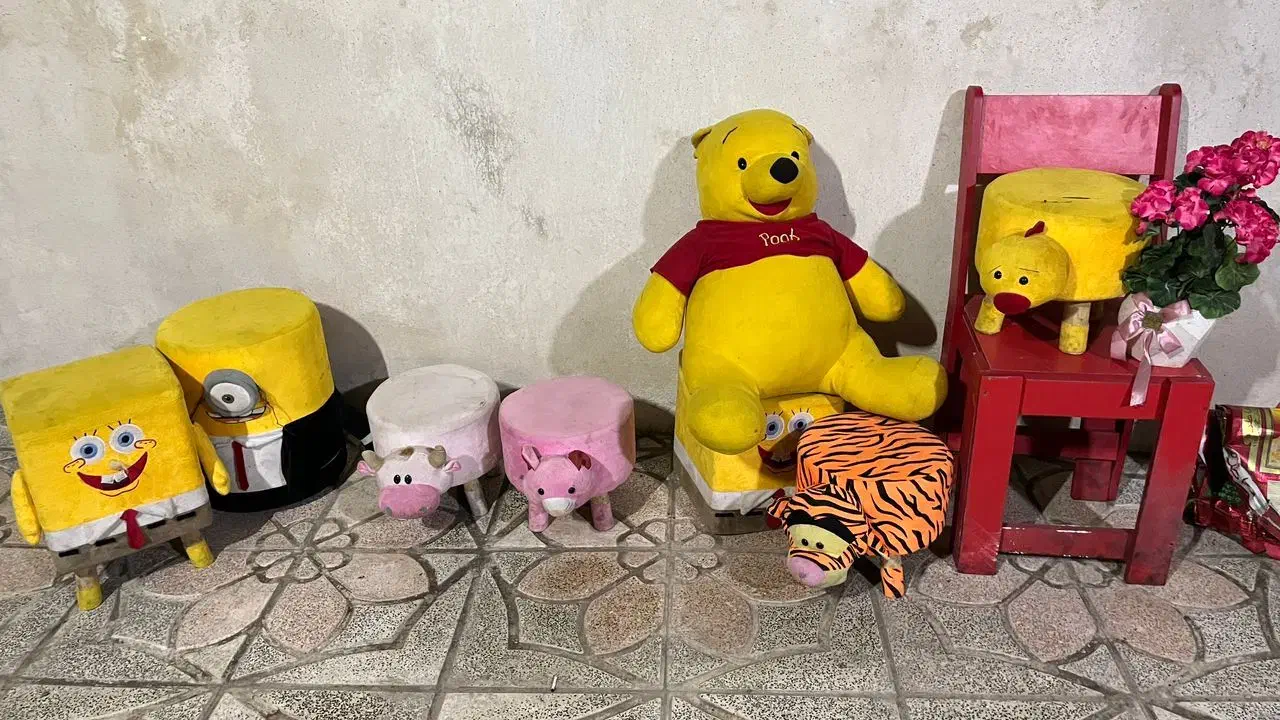 صندلی برای مدرسه یا کافه|صندلی و نیمکت|لاهیجان, گلستان|دیوار