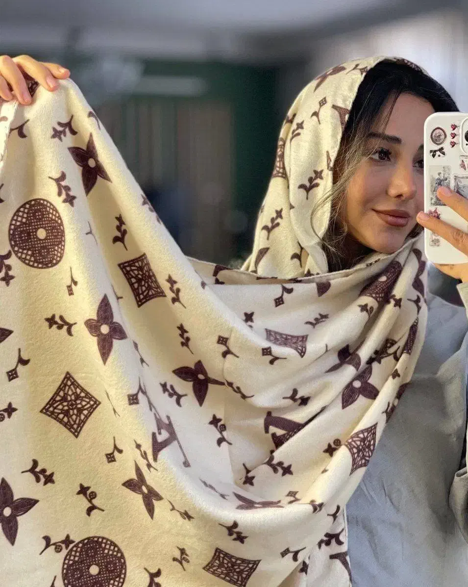 شال موهر چاپی|لباس|ایوان, |دیوار