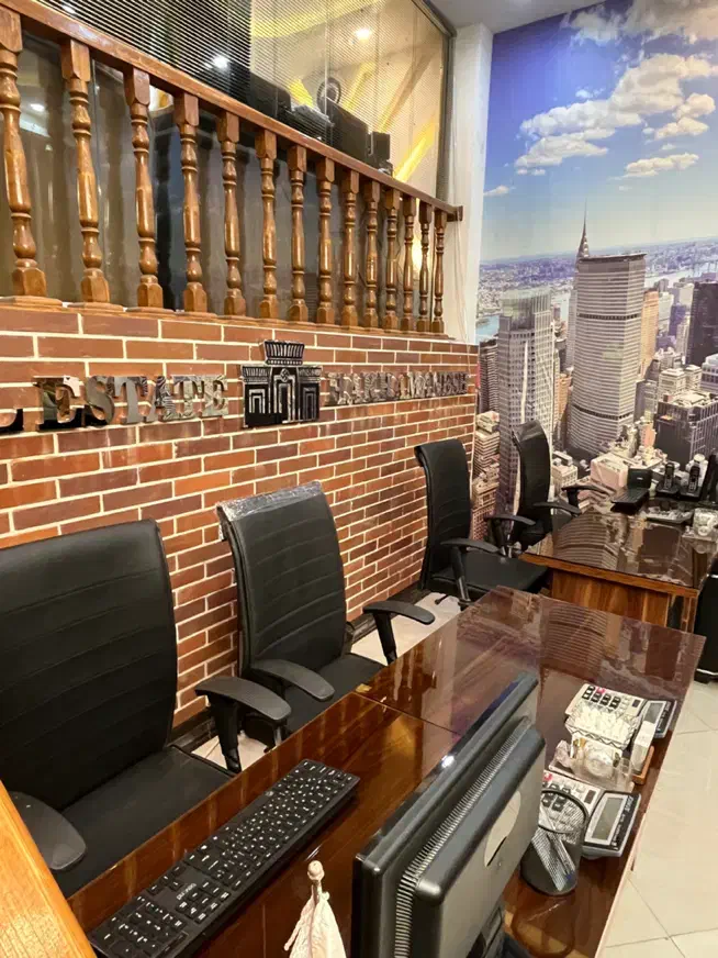 استخدام مشاور آقا و خانم در دپارتمان املاک هخامنش|استخدام بازاریابی و فروش|لاهیجان, کوه بیجار|دیوار