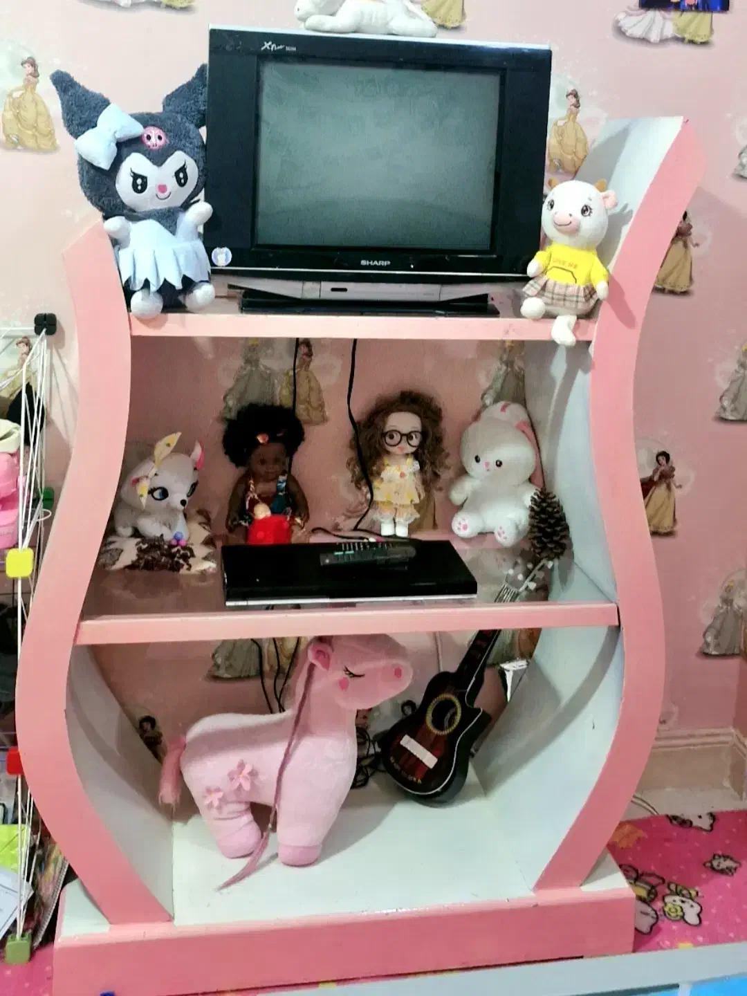 میز|میز تلویزیون|چمران, |دیوار