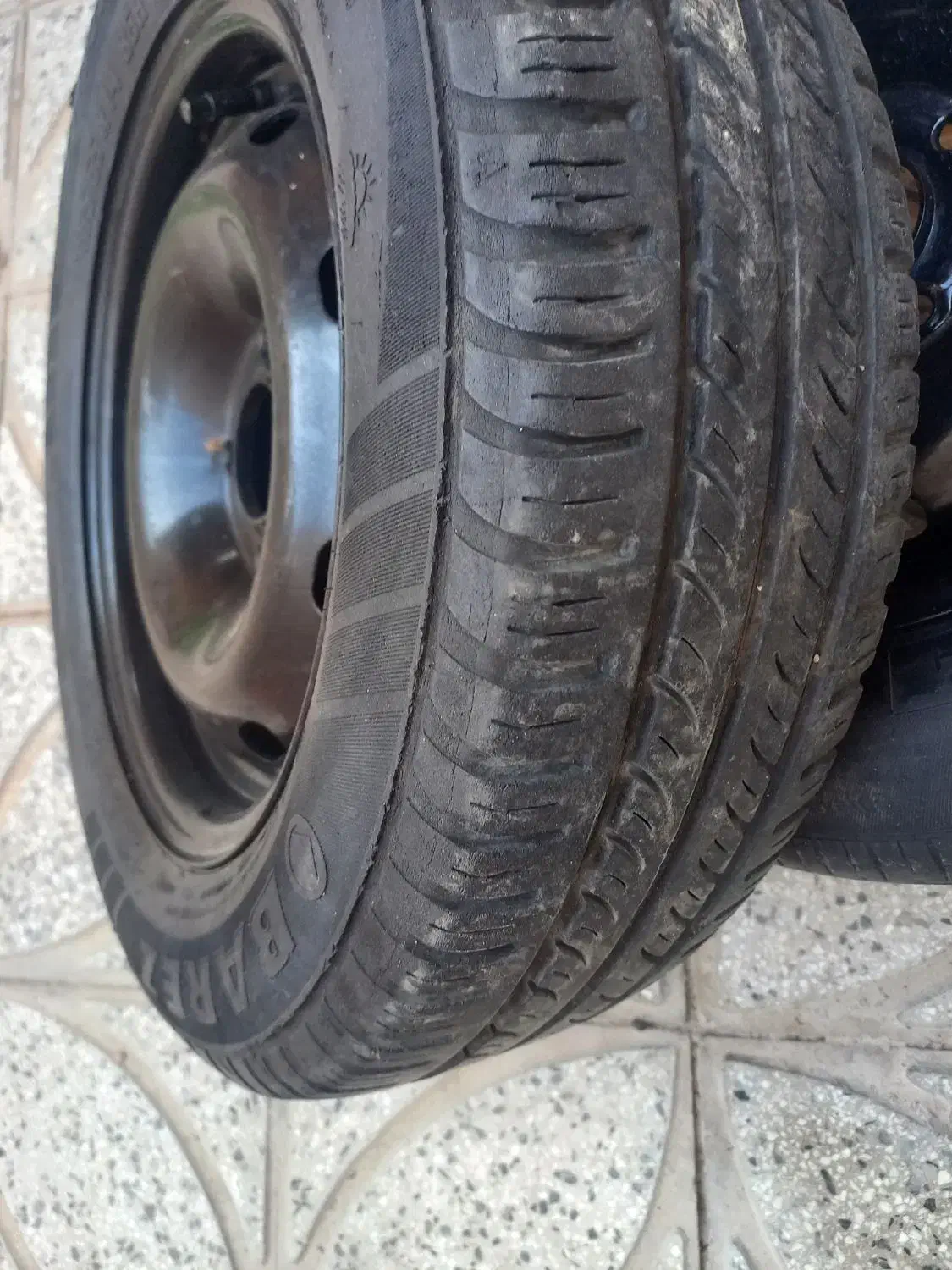 فروش رینگ و لاستیک|قطعات یدکی و لوازم جانبی|شهرضا, |دیوار