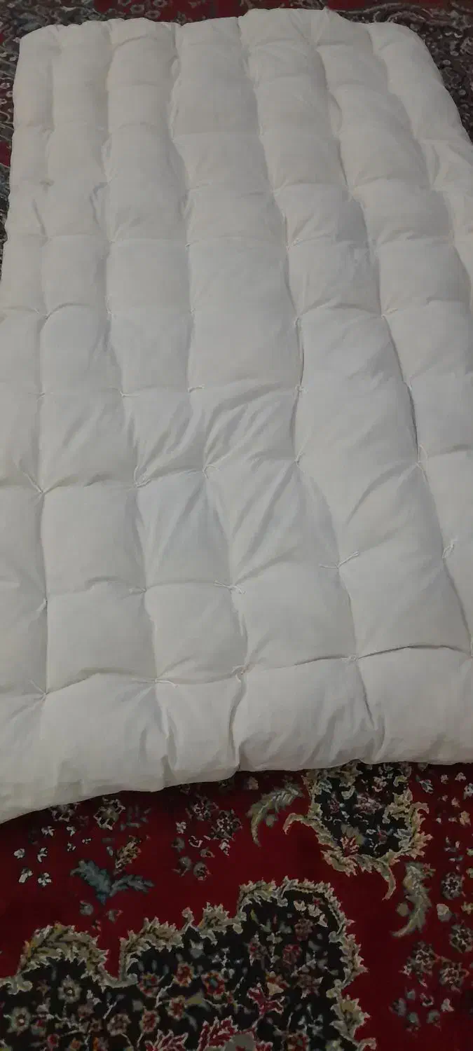 تشک پشم گوسفند|رختخواب، بالش، پتو|شفت, |دیوار