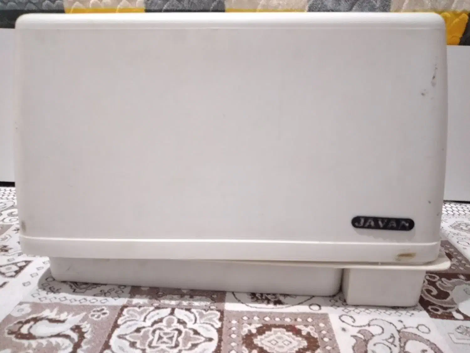 چرخ خیاطی|چرخ خیاطی و ریسندگی|بشاریات, |دیوار