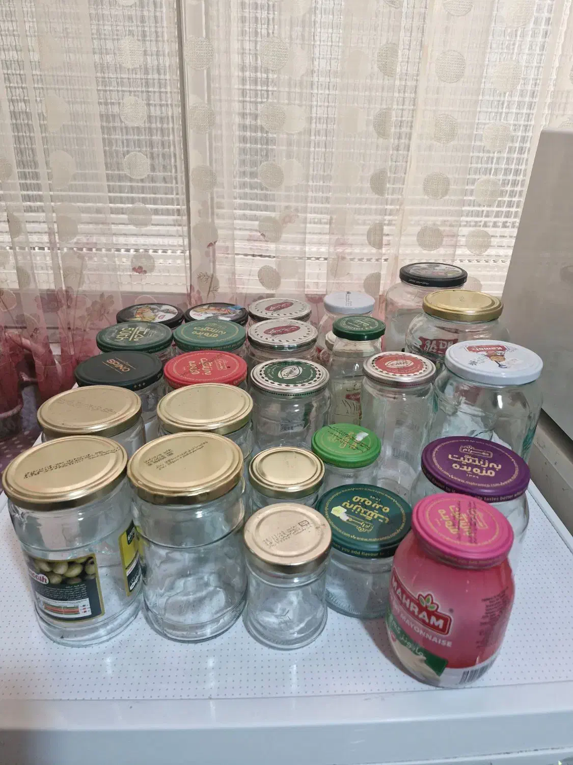 شیشه خالی مناسب ترشی و شور و مربا|ظروف نگهدارنده، پلاستیکی، یک‌بارمصرف|قزوین, |دیوار