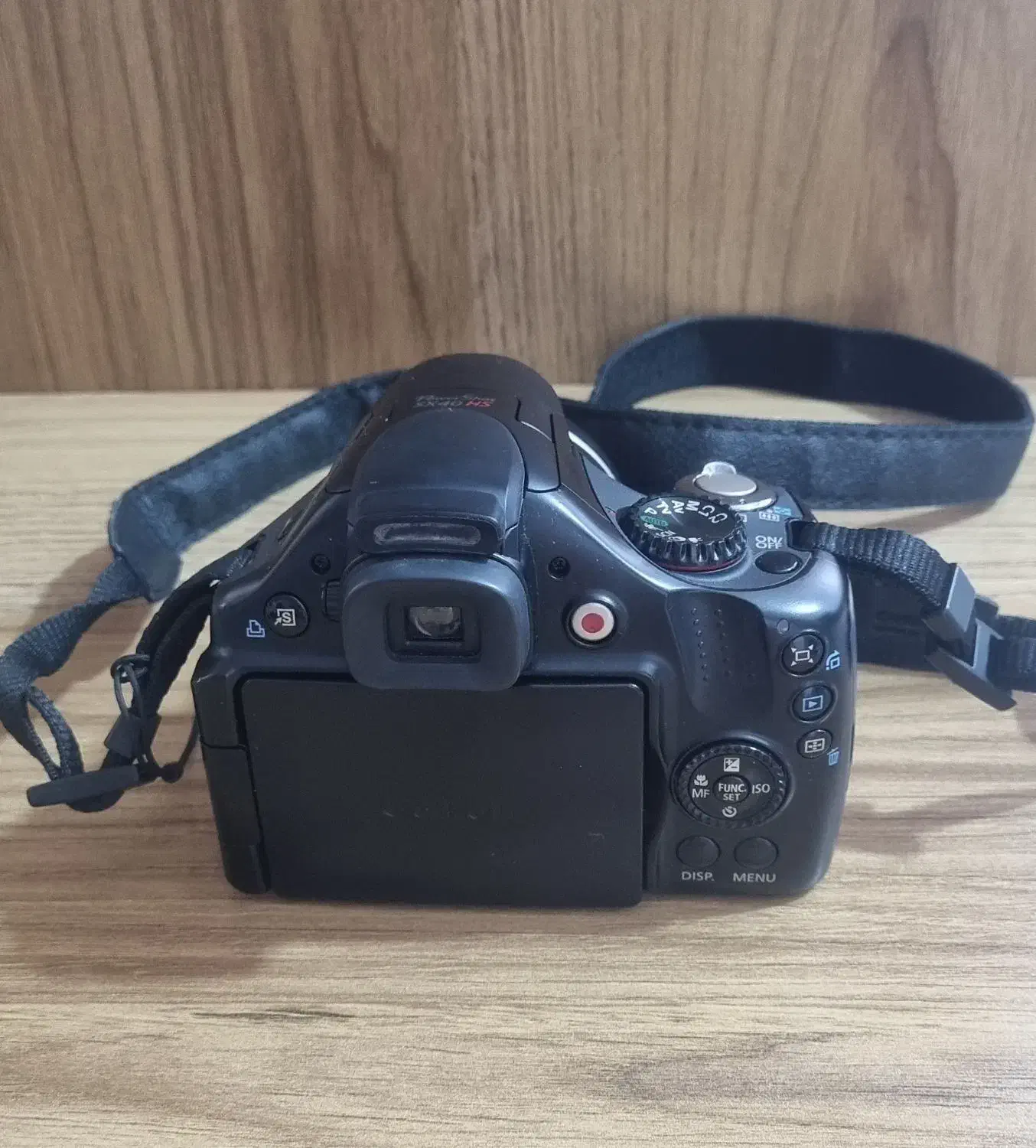 فروش فوری دوربین عکاسی و فیلمبرداری کنون|دوربین عکاسی و فیلم‌برداری|قائم‌شهر, |دیوار