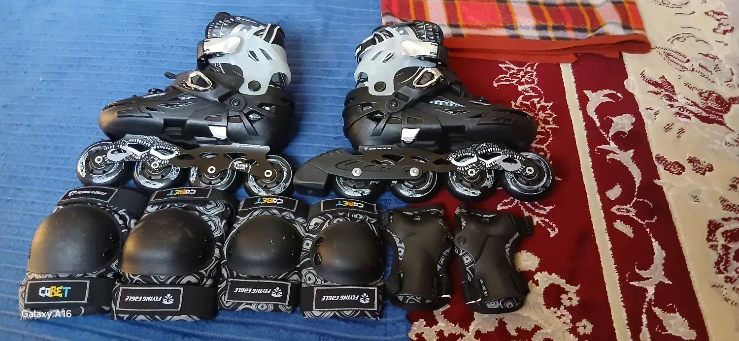 اسکیت|دوچرخه، اسکیت، اسکوتر|کیش, |دیوار