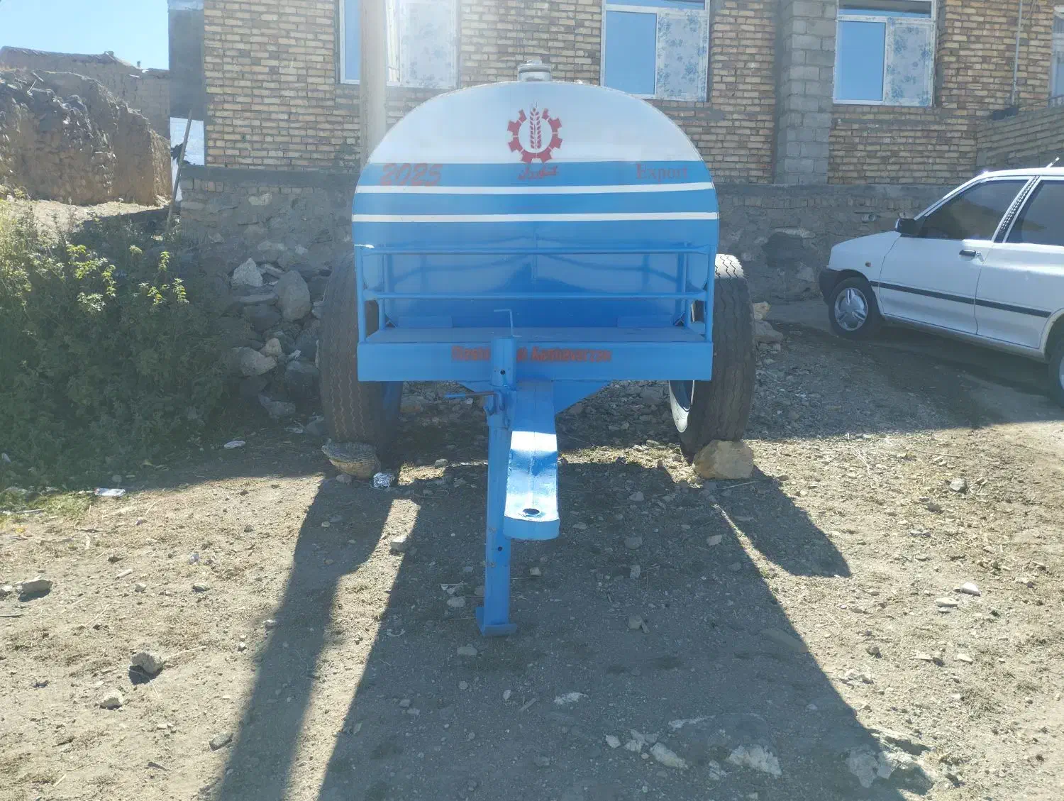 تانکر آب2000لیتری کششی|ماشین‌آلات صنعتی|ماهنشان, |دیوار