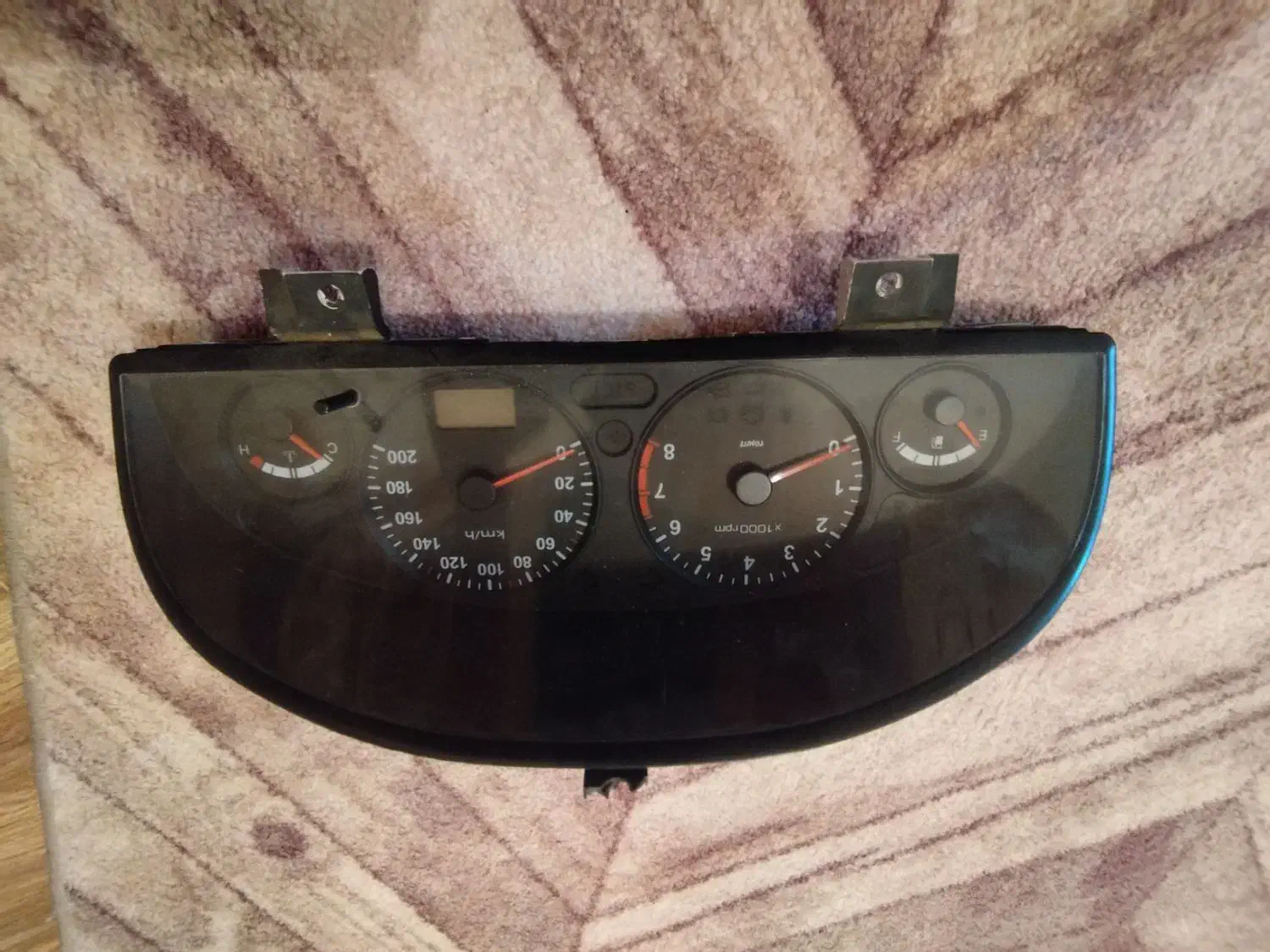 کیلومتر پژو 405|قطعات یدکی و لوازم جانبی|ثلاث باباجانی, |دیوار