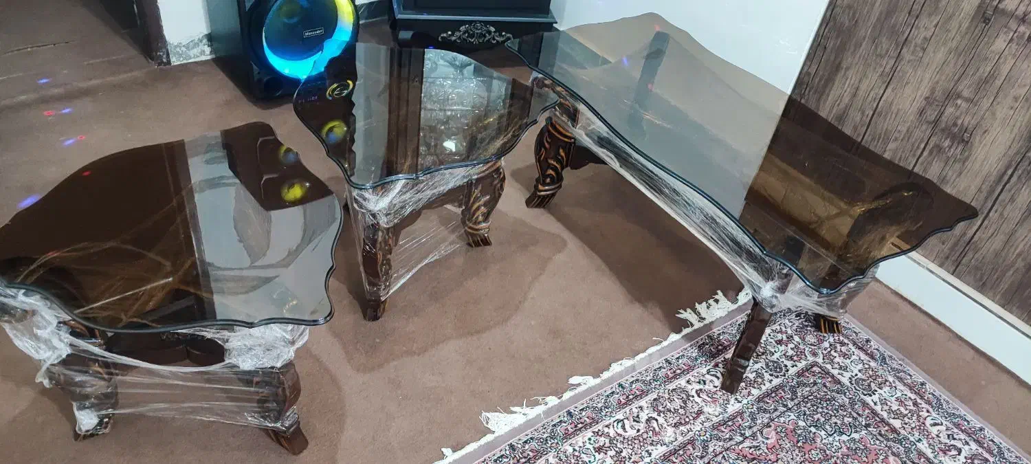 جلو مبلی و عسلی چوب|مبلمان خانگی و میز عسلی|اندیمشک, |دیوار