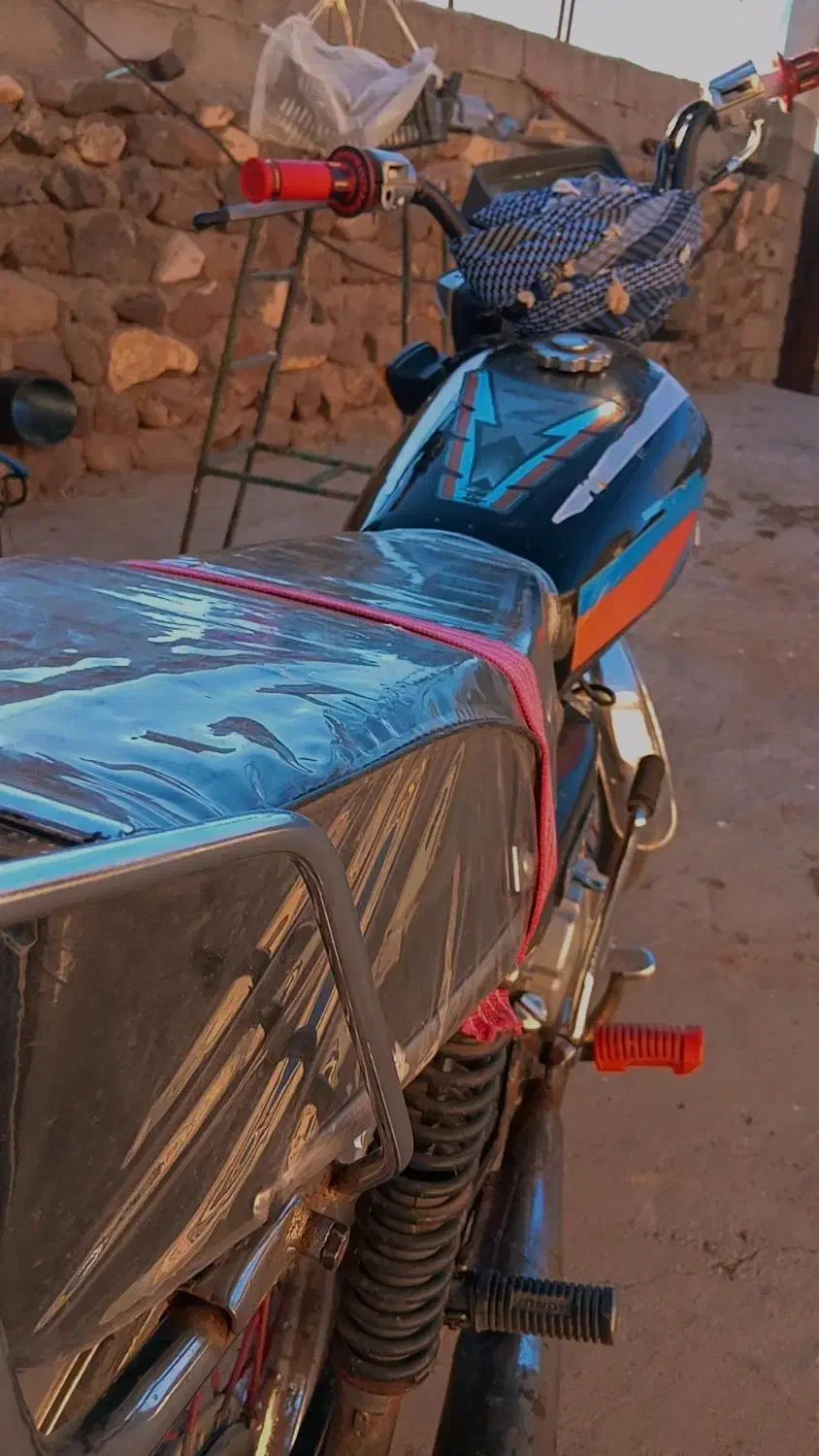 هوندا 125|موتورسیکلت|چاراویماق, |دیوار