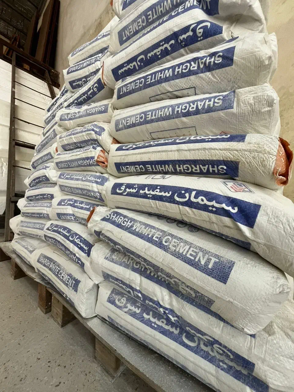 عامل فروش سیمان و پودر سنگ  (کف قیمت)|مصالح و تجهیزات ساختمان|ایزدشهر, |دیوار