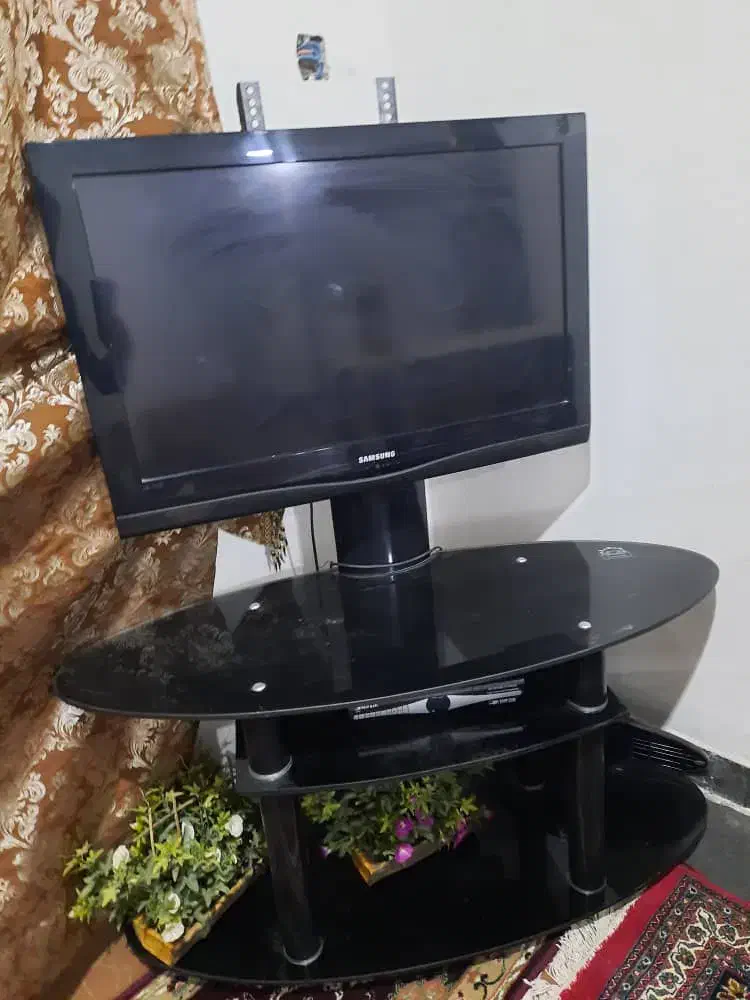 تلویزیون LCD 32 اینچ سامسونگ|تلویزیون و پروژکتور|مسجد سلیمان, |دیوار