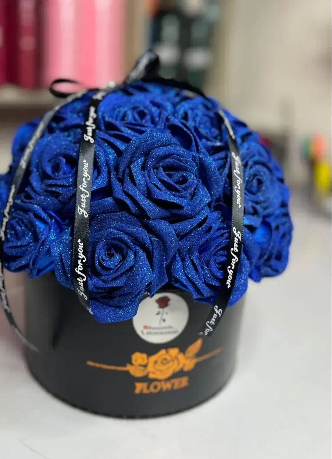 هدیه ، گل ، دسته گل ، روز مادر ، روز زن|گل مصنوعی|اقبالیه, |دیوار