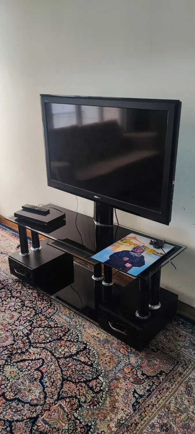 تلویزیون ال سی دی 40اینچ براویا سونی|تلویزیون و پروژکتور|همدان, |دیوار