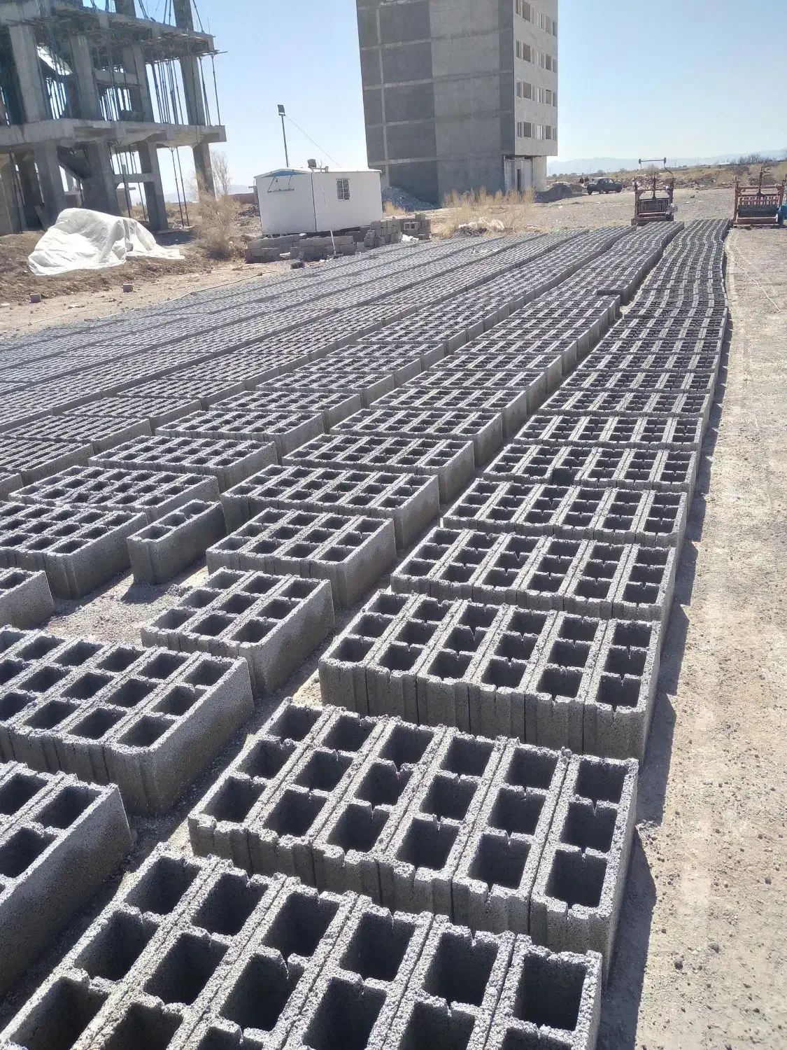 نیازمند بلوک زن برای کارگاه بلوک زنی|استخدام معماری، عمران و ساختمانی|ایذه, |دیوار