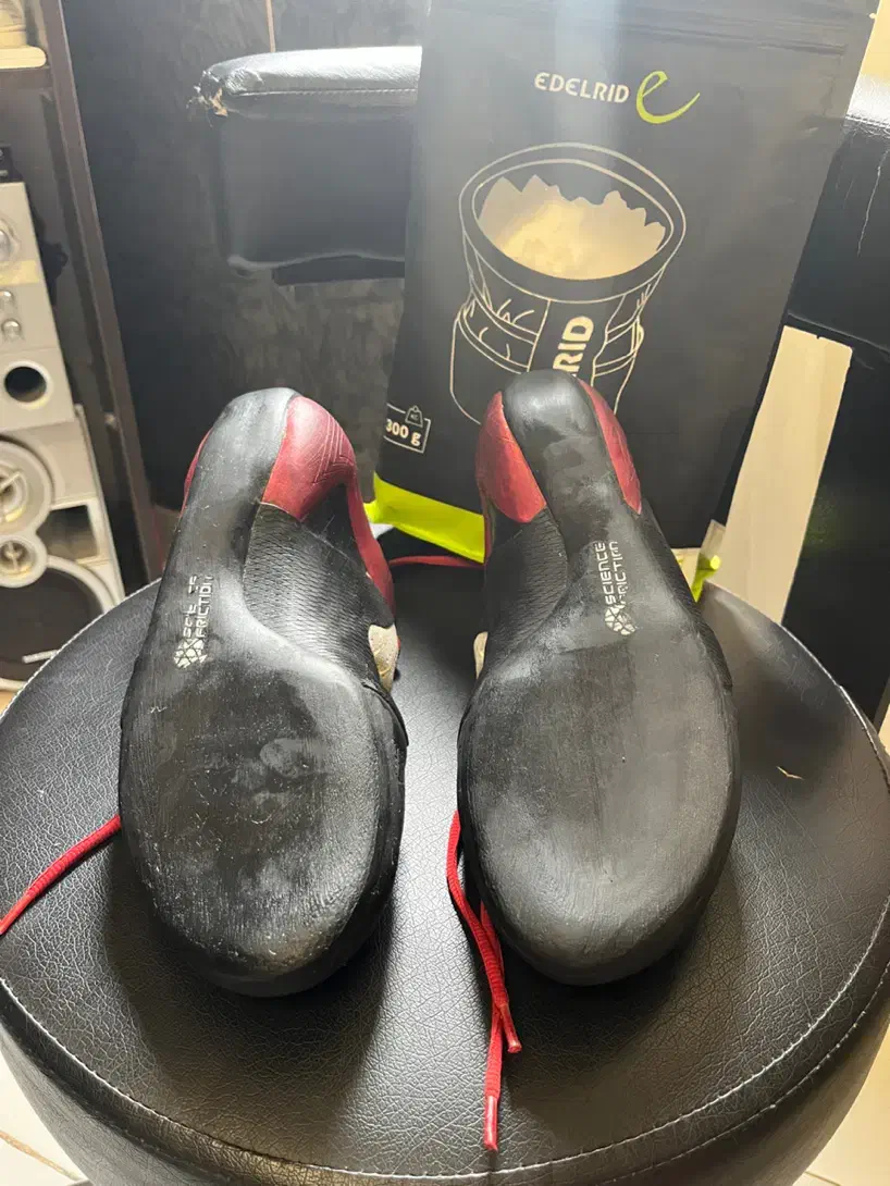 کفش سنگنوردی مدراک|کوهنوردی و کمپینگ|رشت, یخسازی|دیوار