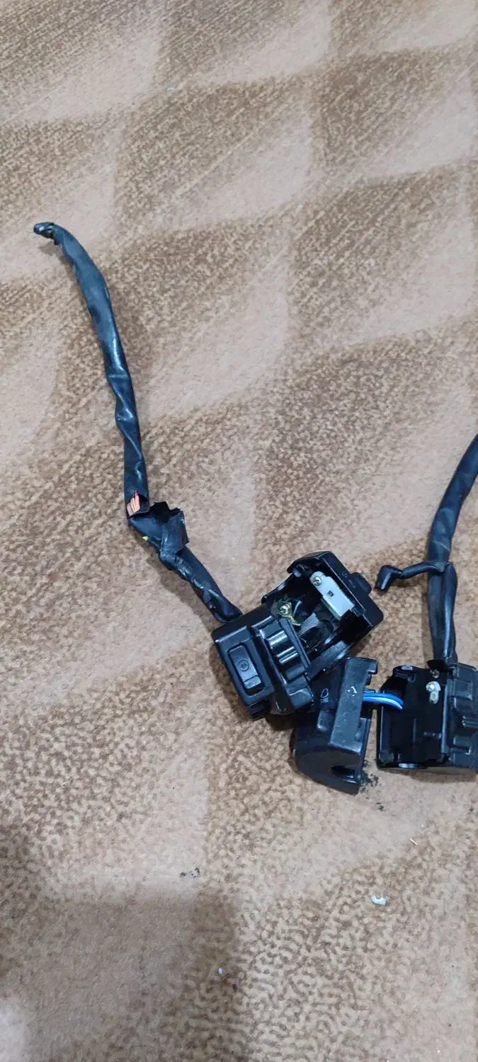 قلوه هوندا|قطعات یدکی و لوازم جانبی|قدس, شهر‌قدس|دیوار