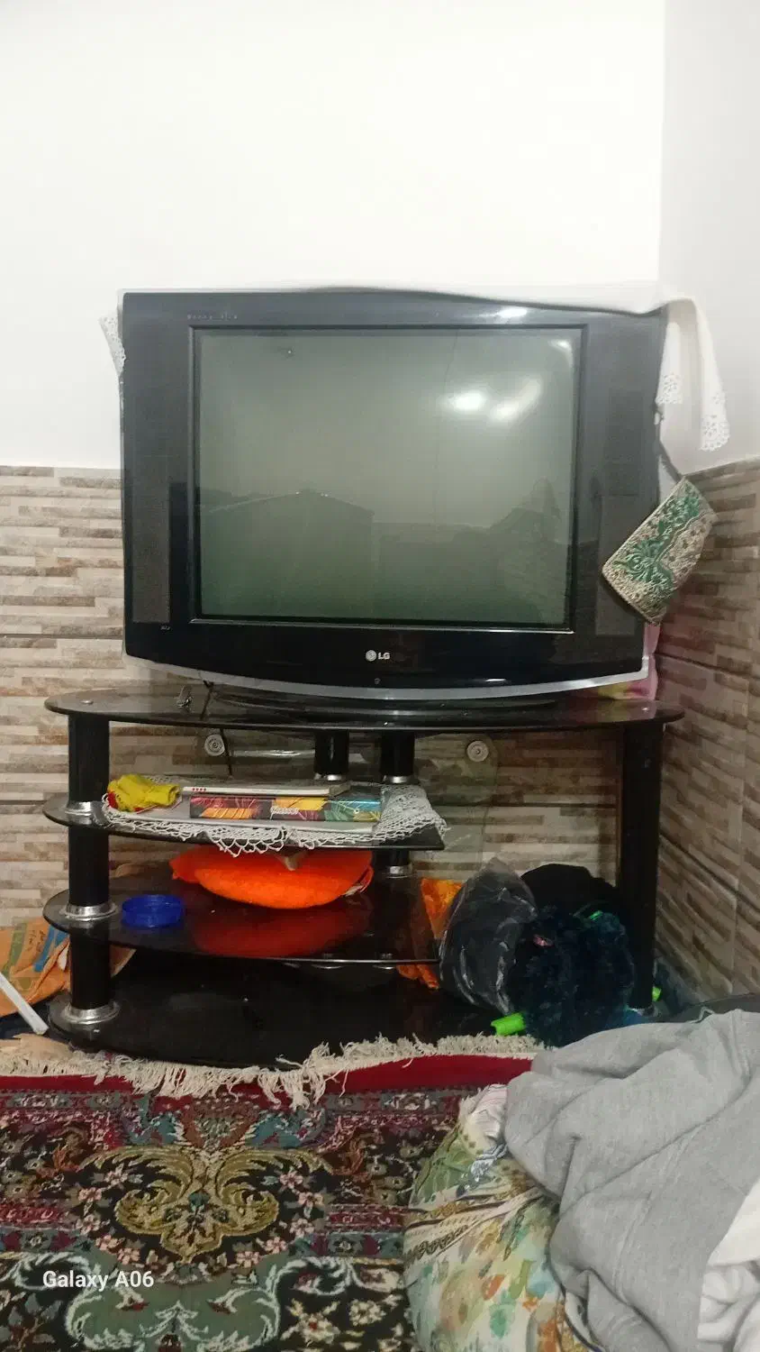 تلویزیون و میز|تلویزیون و پروژکتور|تربت جام, مطهری|دیوار