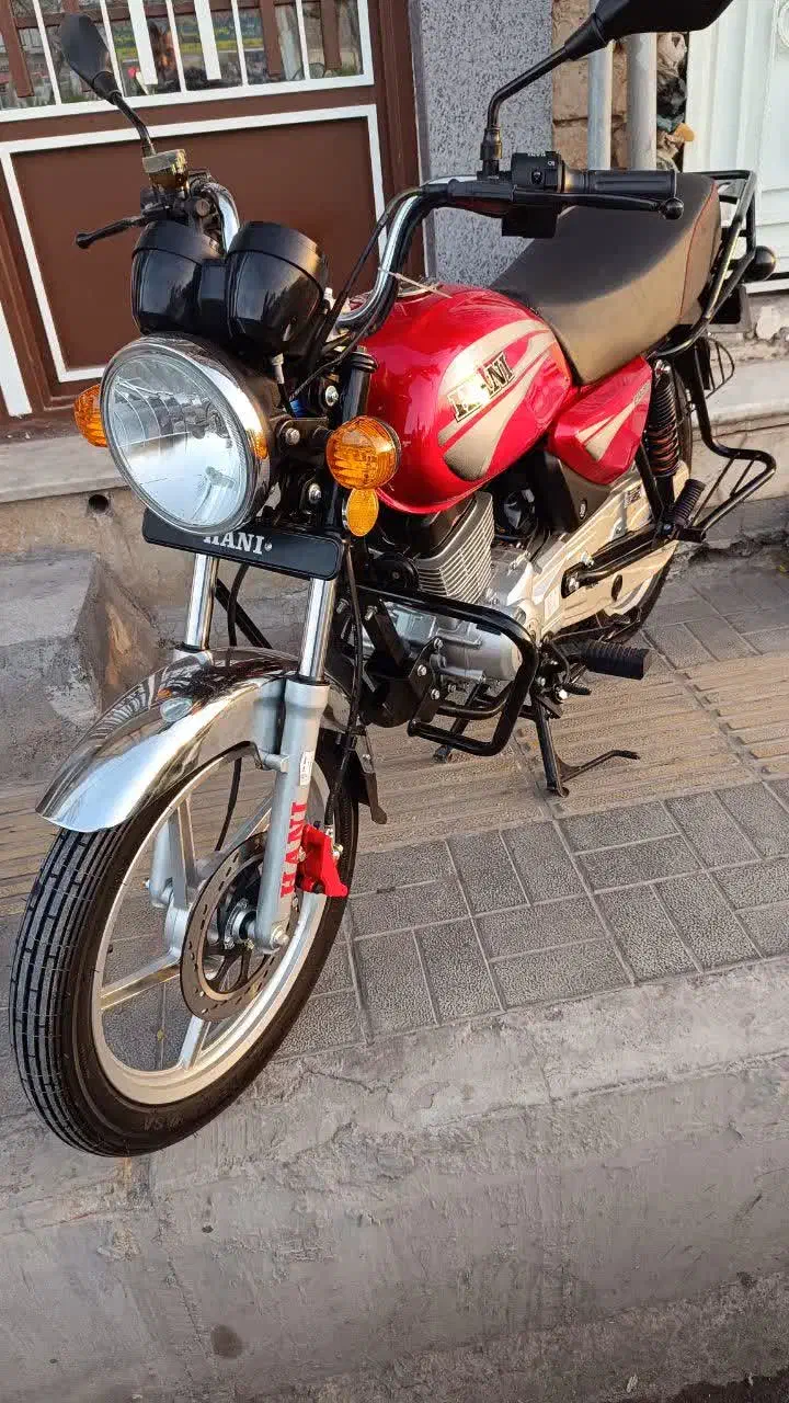 باکسرهانی۲۰۰ccمدل۱۴۰۳درحدخشک مدارک کامل وبیمه|موتورسیکلت|قم, شهرک امام حسین|دیوار