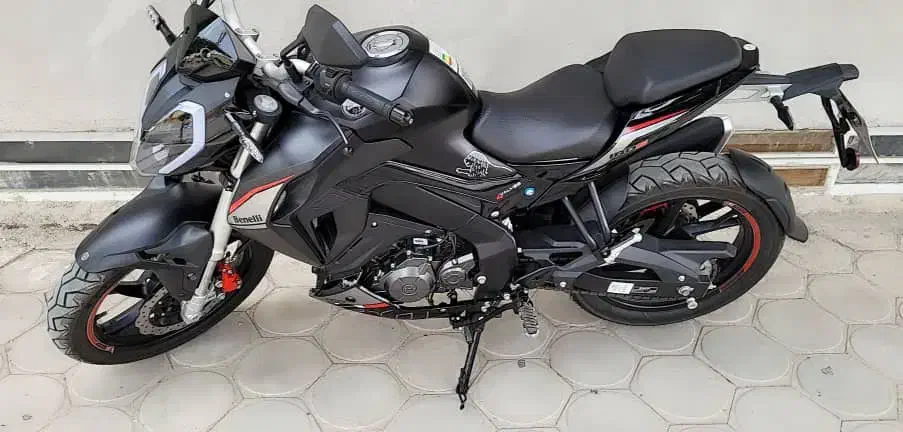 بنلی ۱۸۰ در حد صفر|موتورسیکلت|لنجان, |دیوار