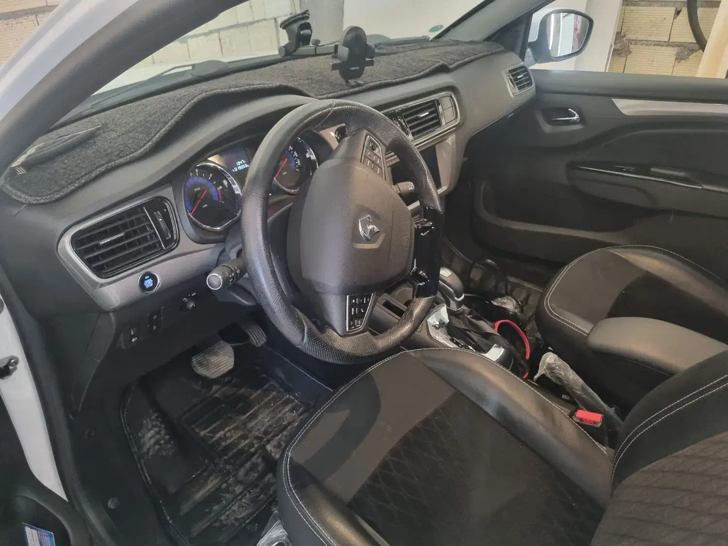 تارا اتوماتیک v4|خودرو سواری و وانت|کرمانشاه, |دیوار