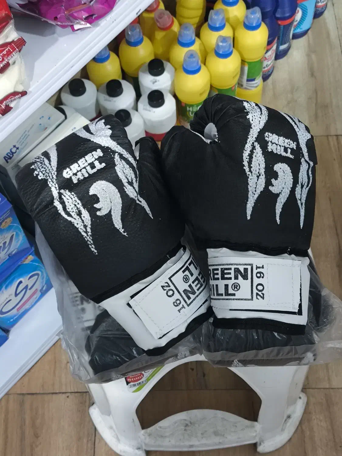 دستکش بوکس نو|تجهیزات ورزشی|رشت, کوی مهر|دیوار